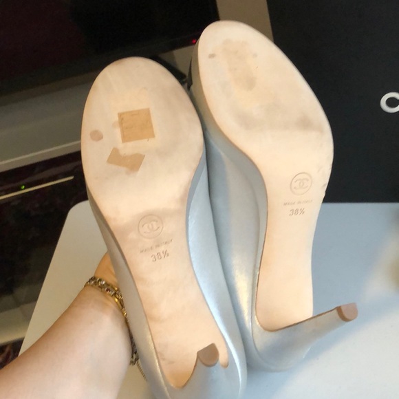 🌺 🌺Chanel Pumps - Picture 6 of 8